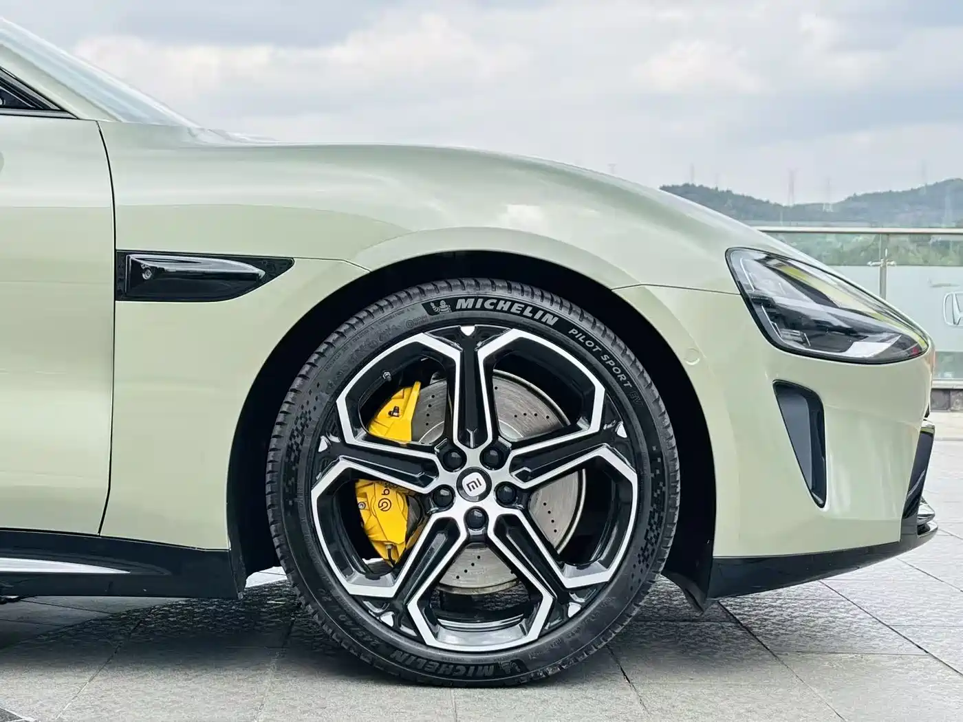 XIAOMI CAR XIAOMI SU7