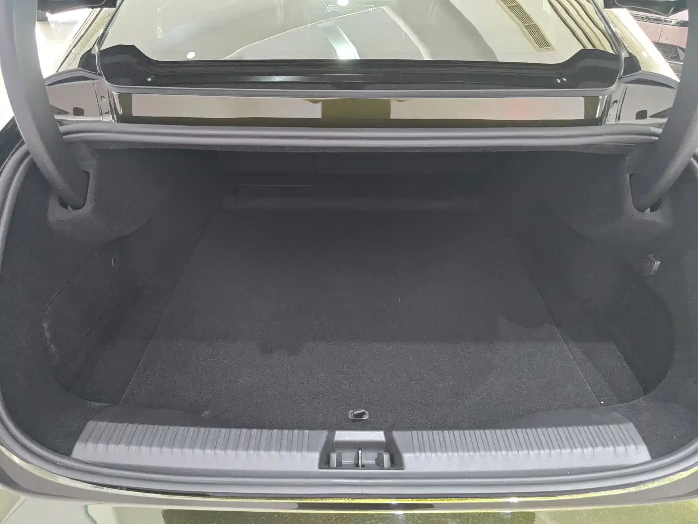 Lynk & Co 10 EM-P 2025 Facelift 240 AWD Ultra Sport Edition фото 20
