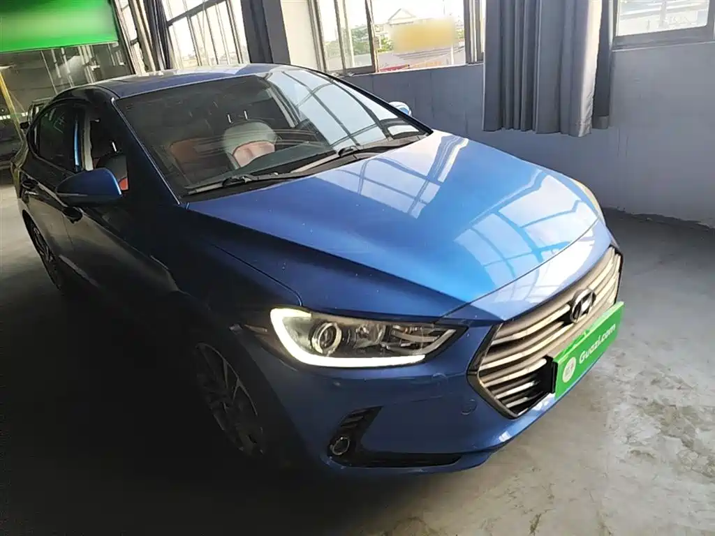 Hyundai Elantra 2016 Model 1.6L Automatic Smart Elite фото 4
