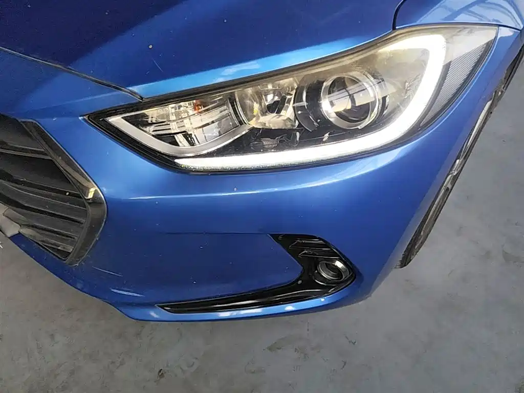 Hyundai Elantra 2016 Model 1.6L Automatic Smart Elite фото 24