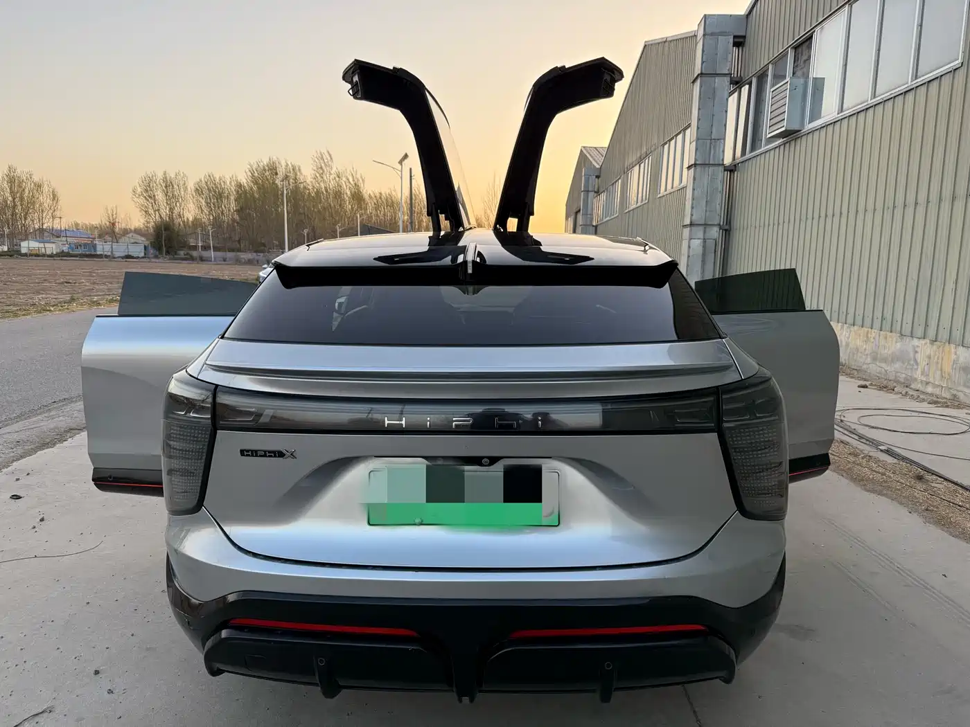 HiPhi X 2021 Flagship Edition 6-Seater фото 3