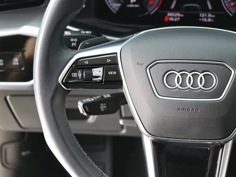 Audi A6 (Import) 2023 Model allroad quattro 55 TFSI Premium Off-road Version фото 17