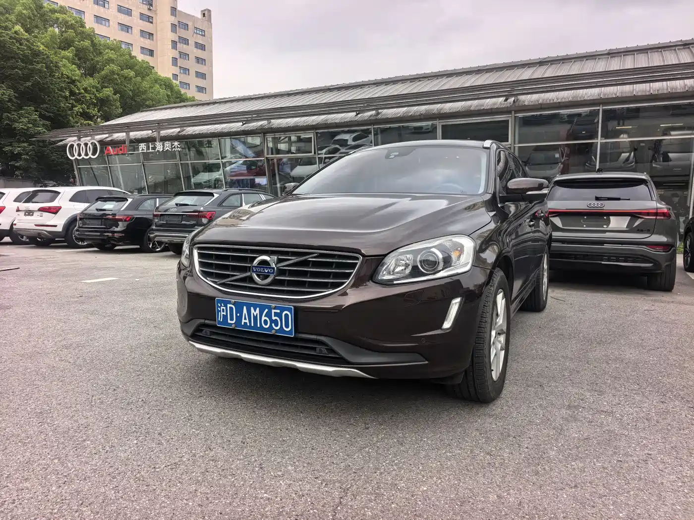VOLVO XC60