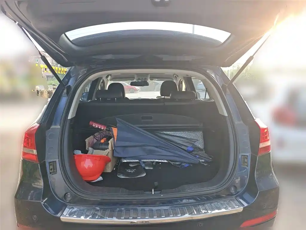 Haval H2 2014 1.5T Manual 2WD Premium Edition фото 10
