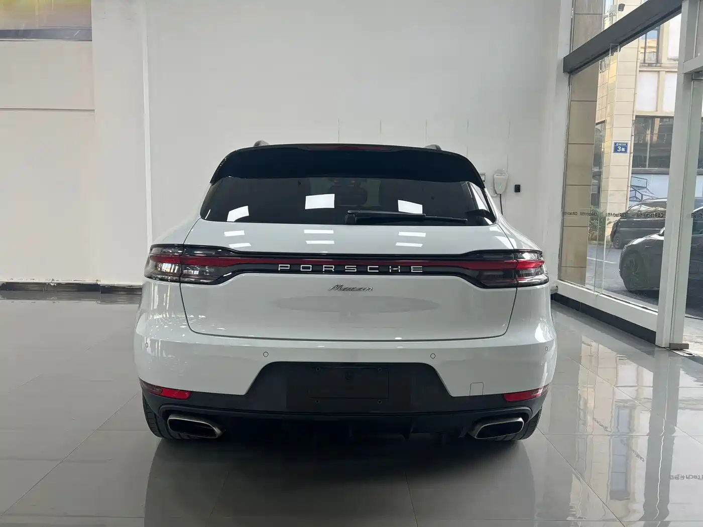 Porsche Macan 2018 Macan 2.0T фото 11