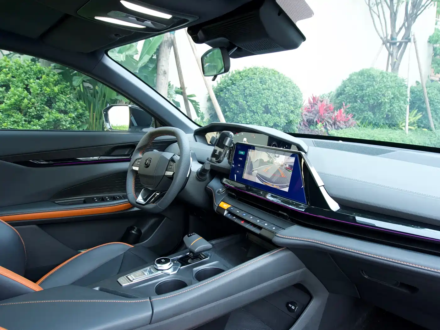 CHANGAN UNI-V