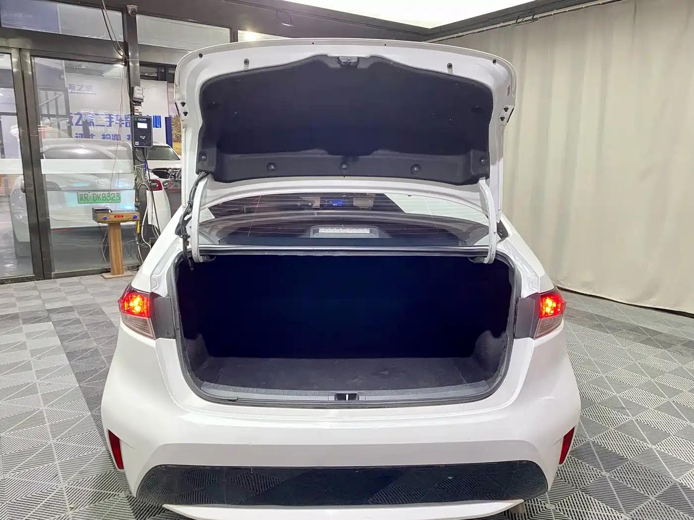 Toyota Levin 2021 185T CVT Luxury Edition фото 17