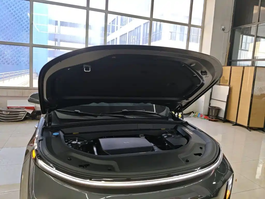 Li Auto Li L8 2025 2025 Max Smart Renewal Edition