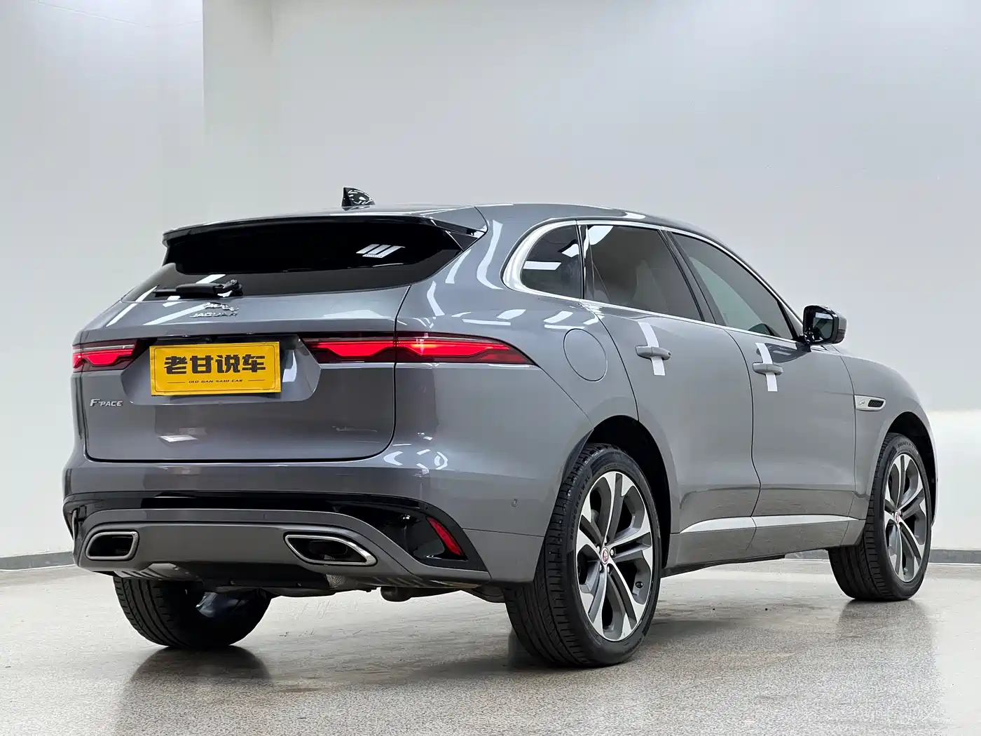 Jaguar F-PACE 2021 340PS R-Dynamic SE фото 5