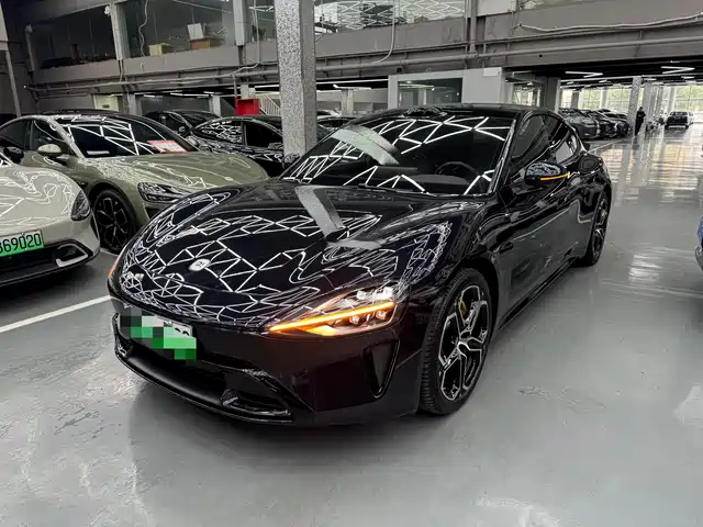 XIAOMI CAR XIAOMI SU7