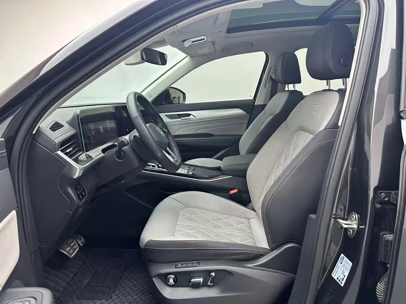 VOLKSWAGEN RANGE PATROL