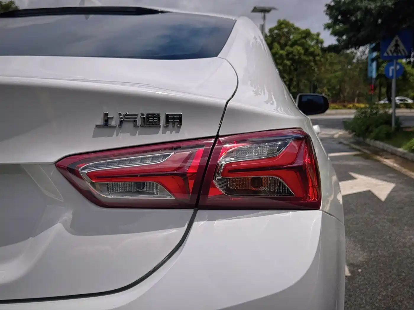 Фото 22 - Chevrolet Malibu XL