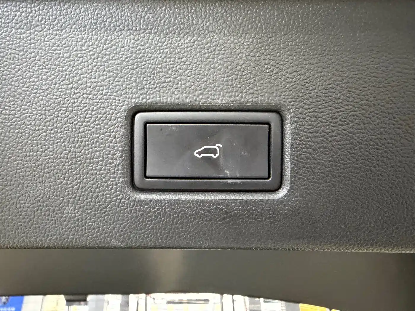 VOLKSWAGEN T ROC EXPLORING SONGS