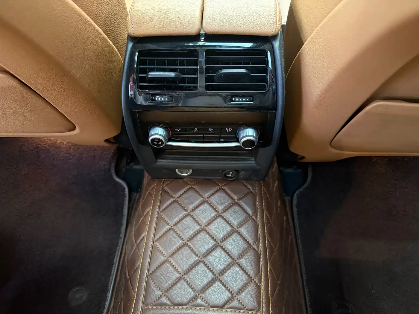 BMW 5 Series 2018 530Li Premium M Sport Package фото 11
