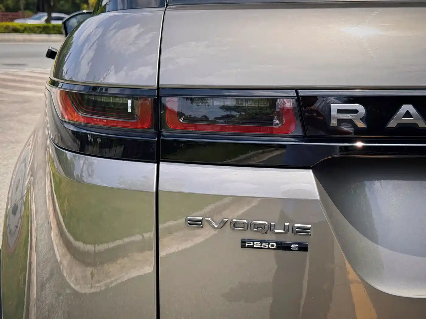Фото 30 - Land Rover Range Rover Evoque