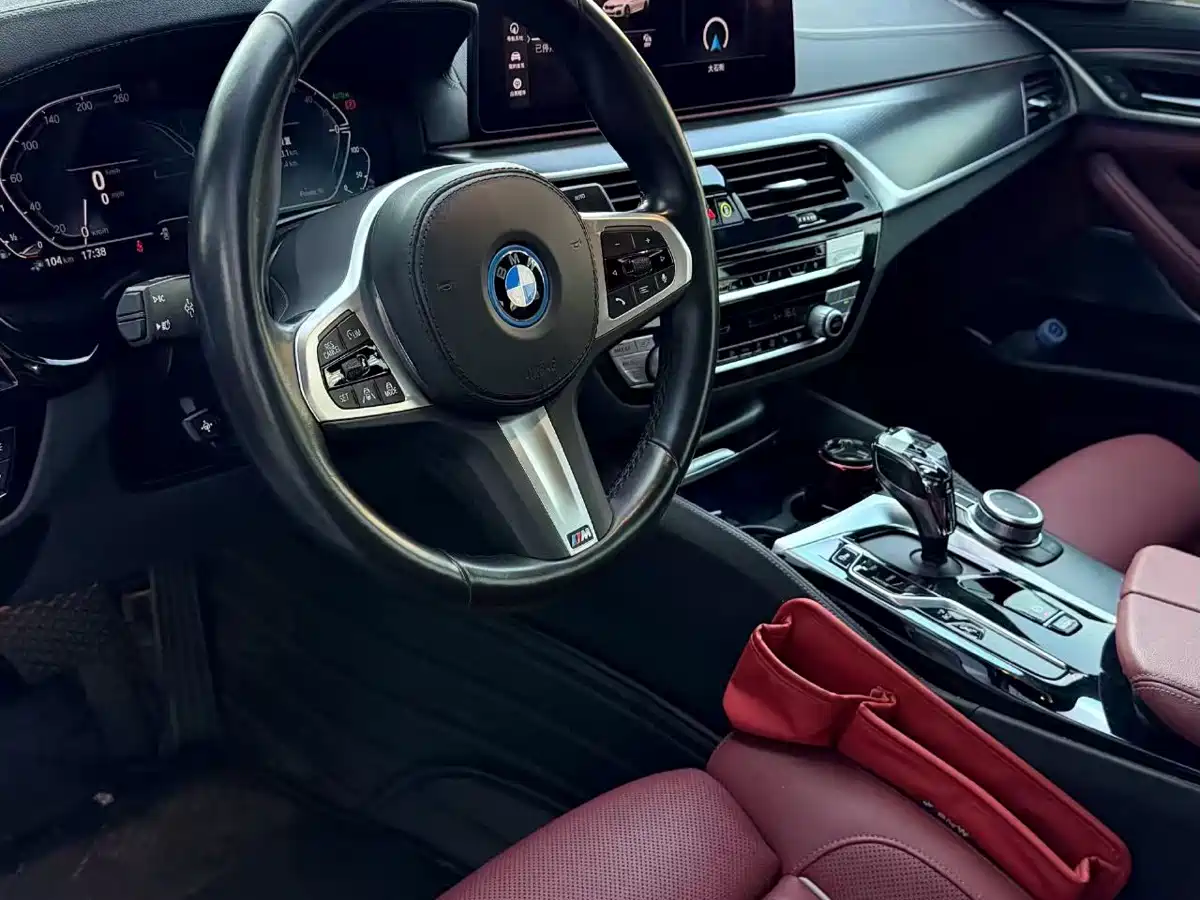 BMW 5 Series New Energy 2022 Facelift II 535Le Pioneer Edition M Sport Package фото 7