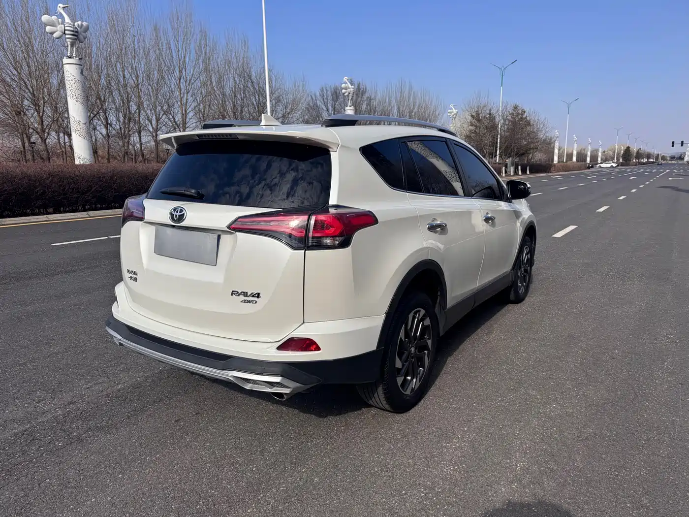 Toyota RAV4 Rongfang 2018 2.5L Automatic 4WD Elite i Edition фото 5