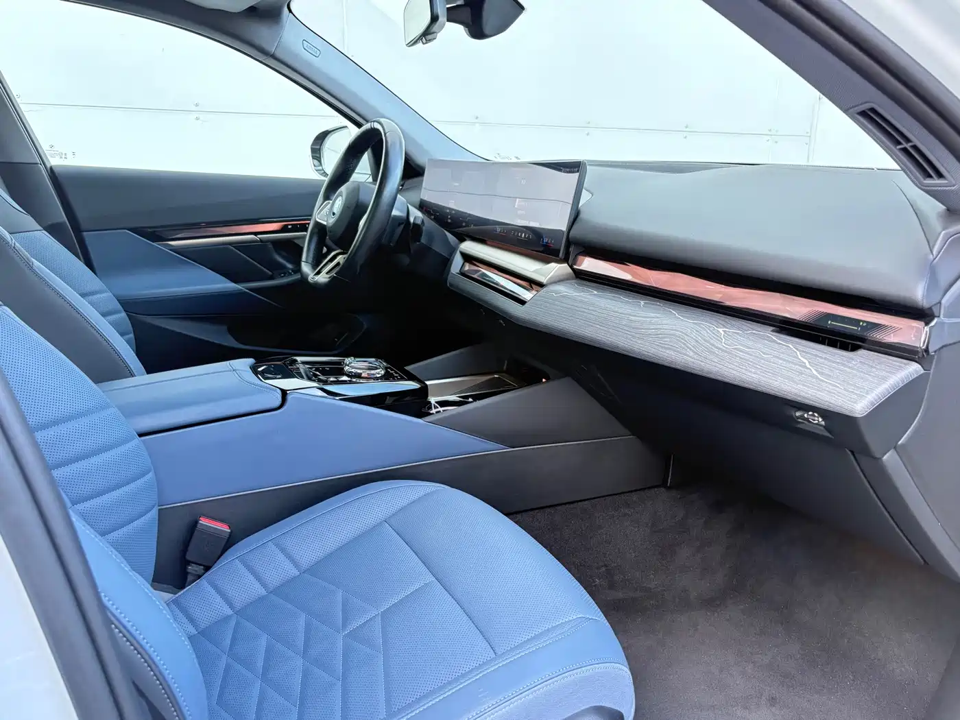 BMW i5 2026 2024 eDrive 35L Premium Model M Sport Package