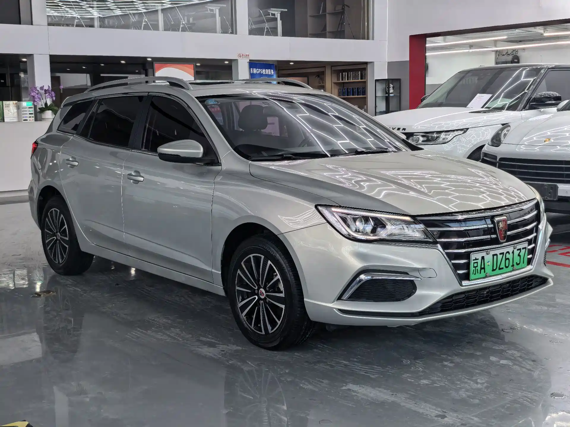 Фото 3 - Roewe Ei5