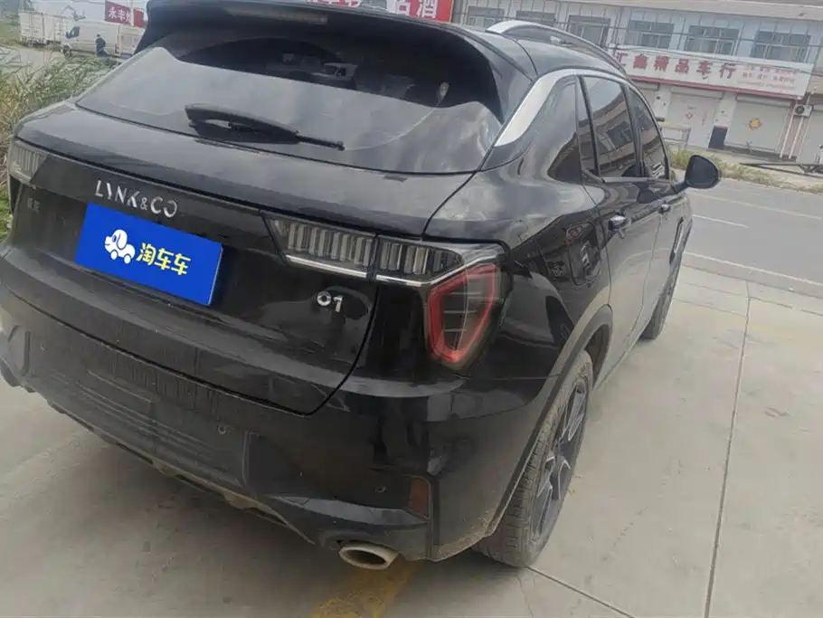 Lynk & Co 01 2021 2.0TD 2WD Pro фото 3