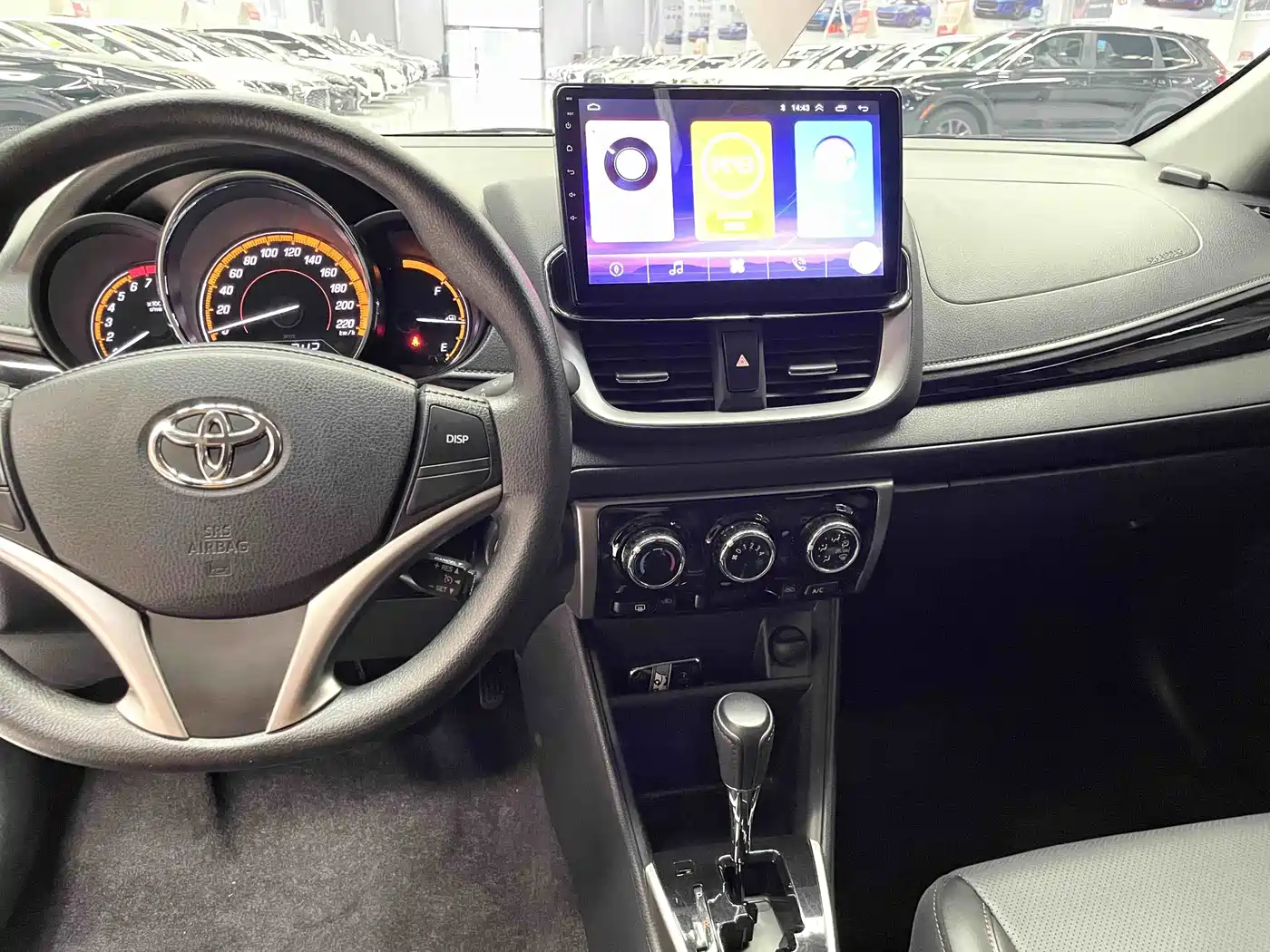 Toyota YARiS L Zhi Xuan 2022 1.5L CVT Luxury PLUS Edition фото 11