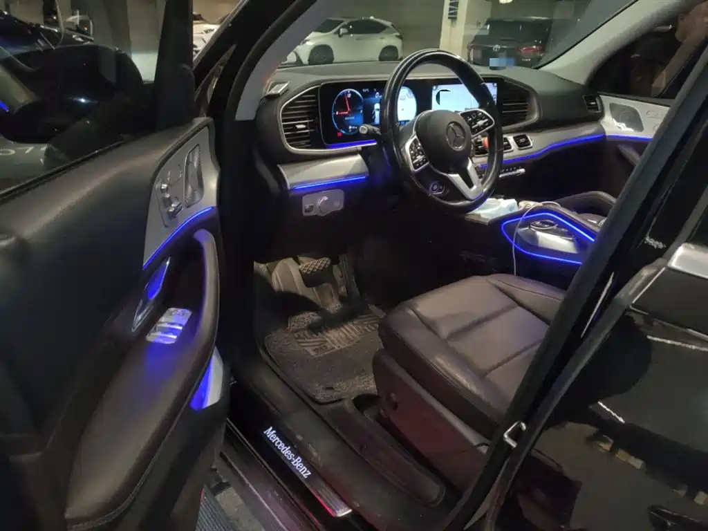 MERCEDES-BENZ GLS