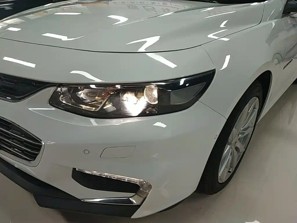 Фото 24 - Chevrolet Malibu XL