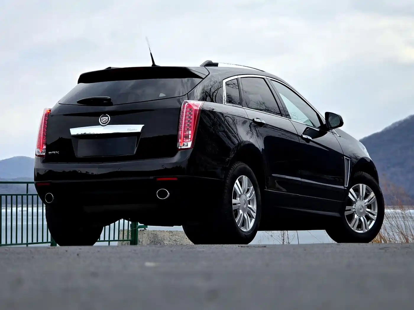 Cadillac SRX 2013 3.0L Elite фото 3