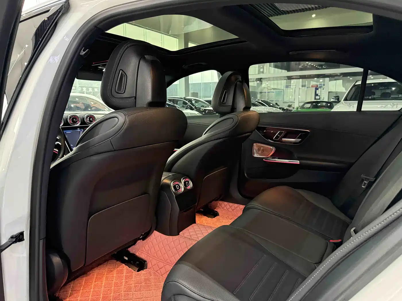 Mercedes-Benz C-Class 2024 Facelift C 260 L Moonlight Sport фото 11