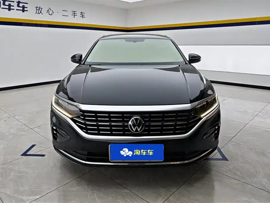 Volkswagen Passat 2022 330TSI Elite Edition фото 2