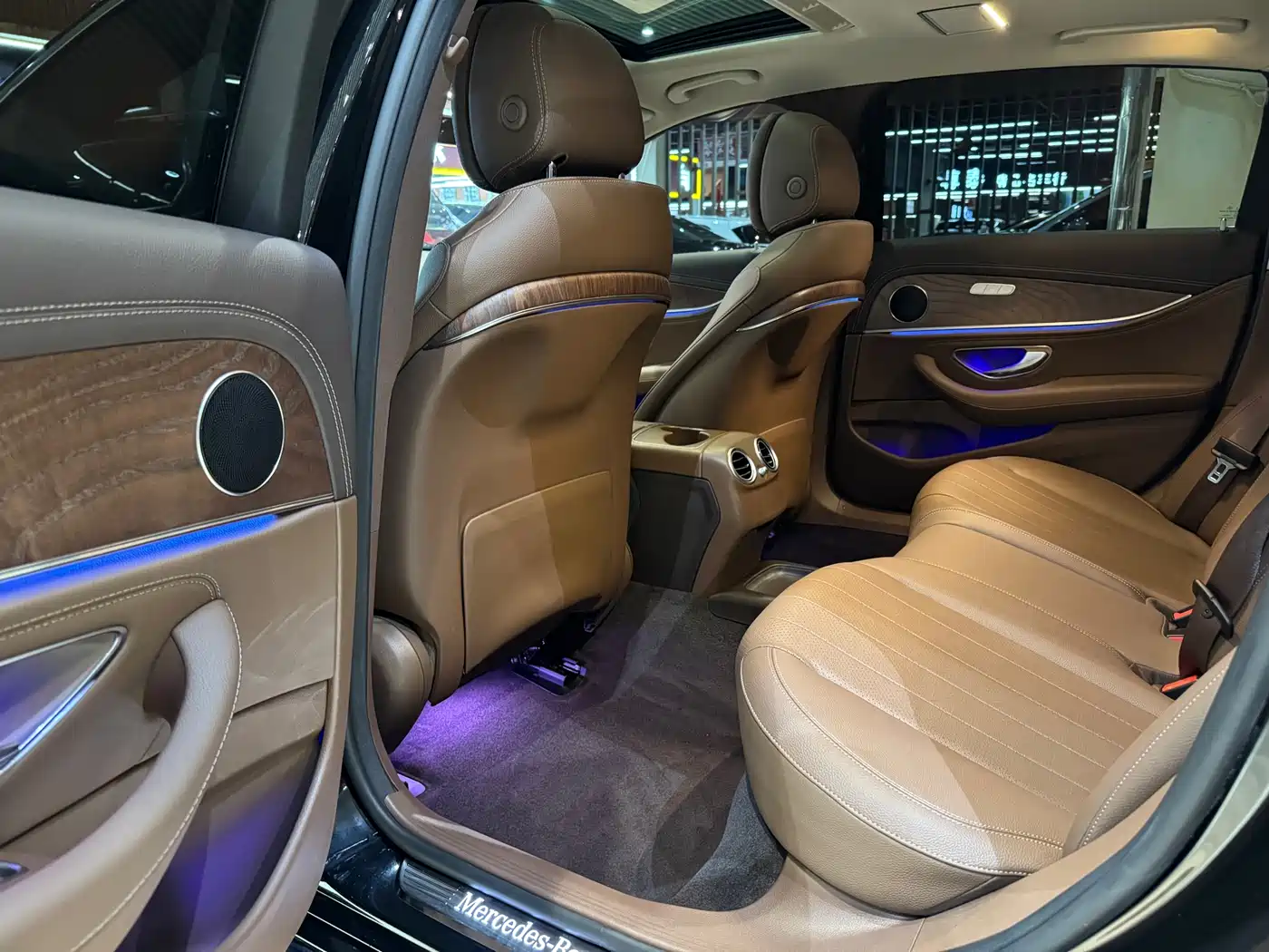 Mercedes-Benz E-Class 2019 E 260 L фото 8