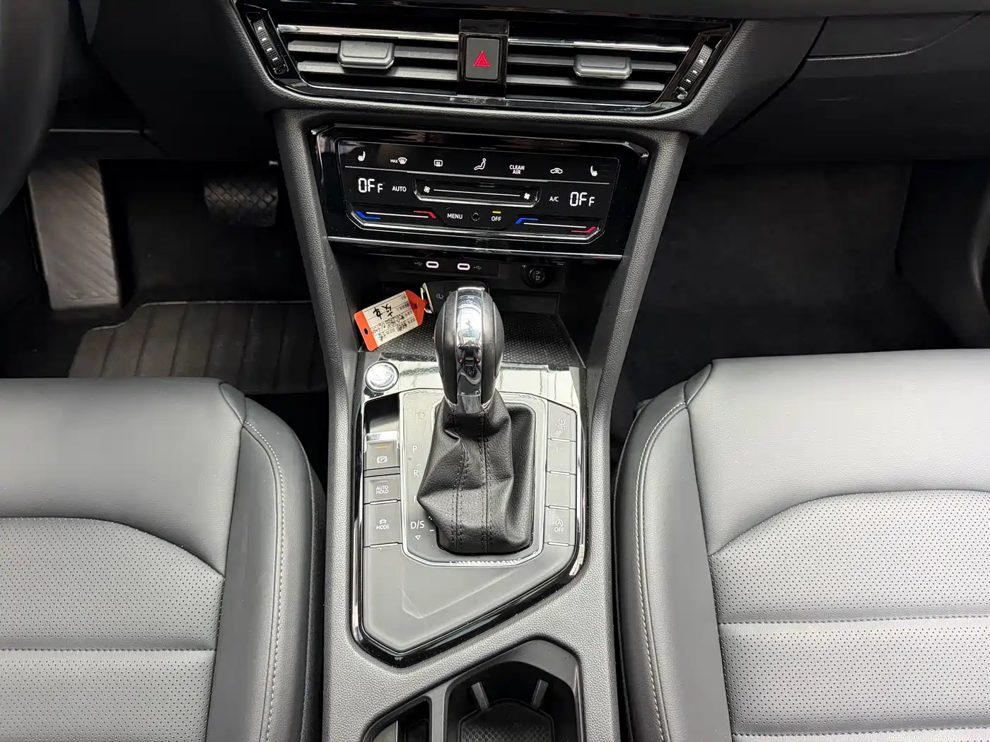 Volkswagen Tharu 2021 280TSI 2WD Luxury Plus фото 12