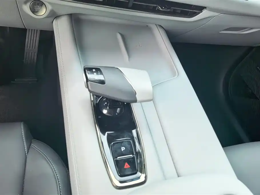 CHANGAN UNI Z NEW ENERGY