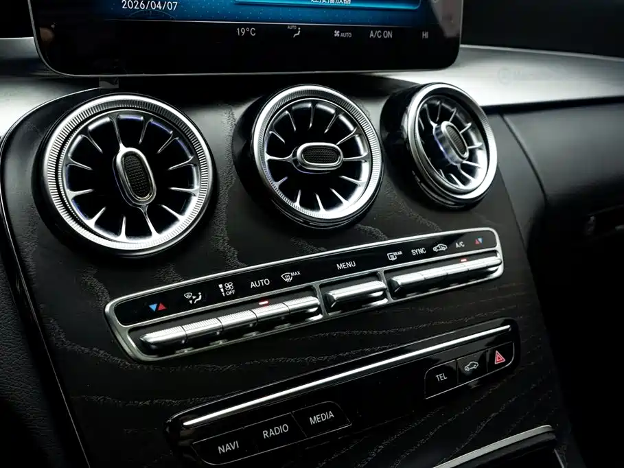 Mercedes-Benz C-Class 2019 C 180 L Fashion Sport Edition фото 22