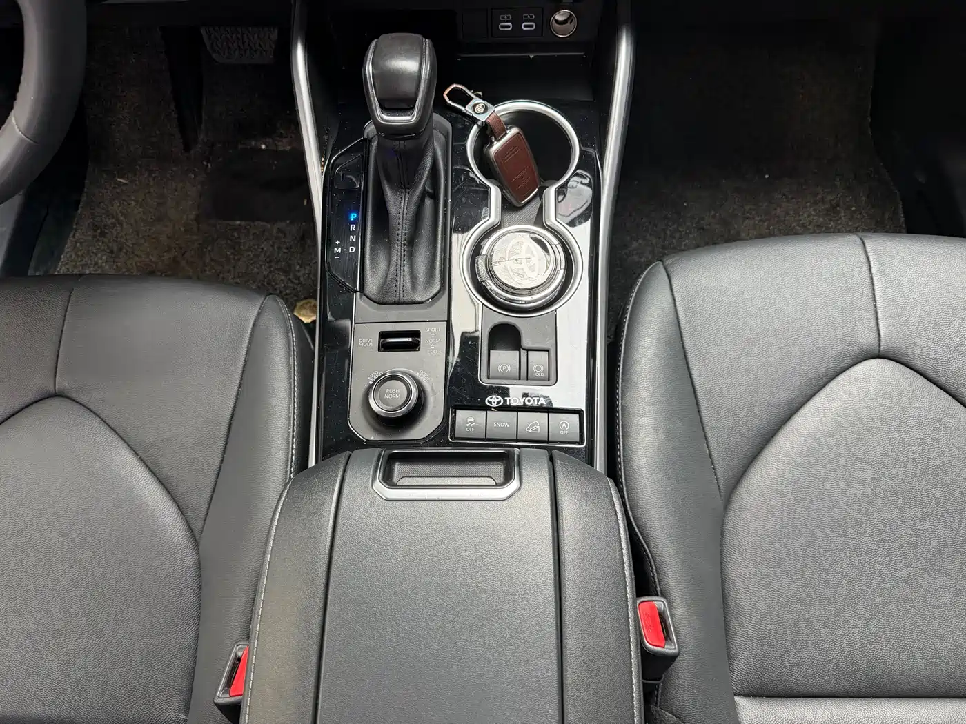 Toyota Highlander 2022 380T 4WD Luxury 7-Seater фото 10