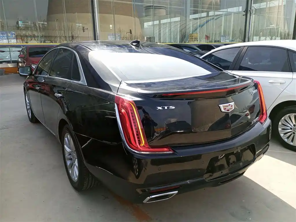 Cadillac XTS 2018 28T Elite фото 5