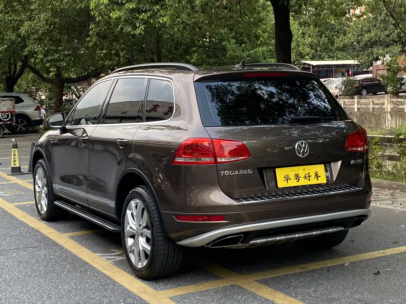 Volkswagen Touareg 2015 3.0TSI Comfort Edition фото 4