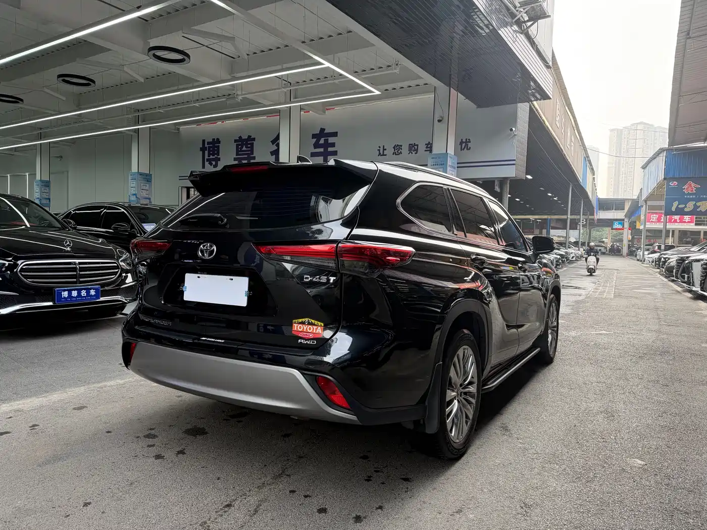 Toyota Highlander 2022 380T 4WD Luxury 7-Seater фото 21
