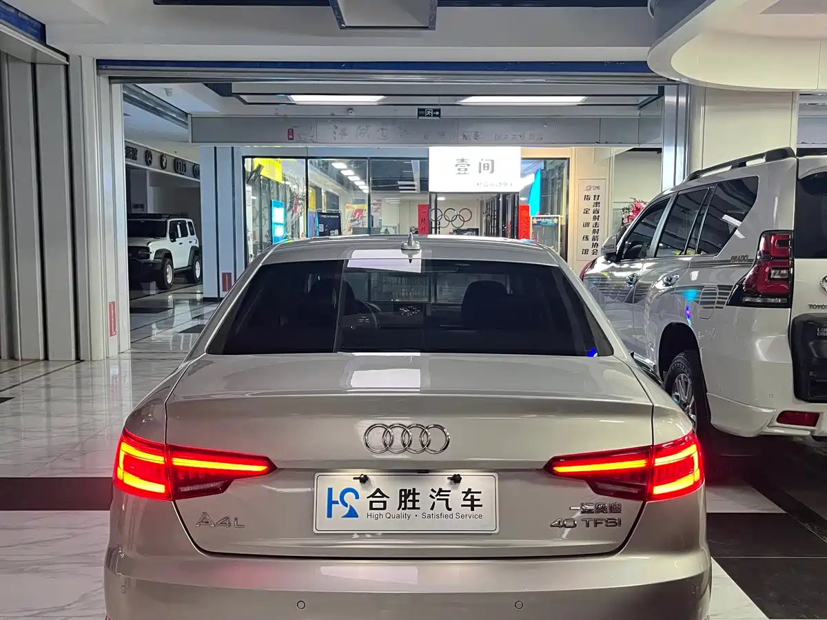 Audi A4L 2019 40 TFSI Fashion (China V) фото 8