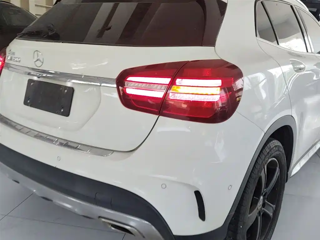 Mercedes-Benz GLA 2019 GLA 200 Fashion фото 24