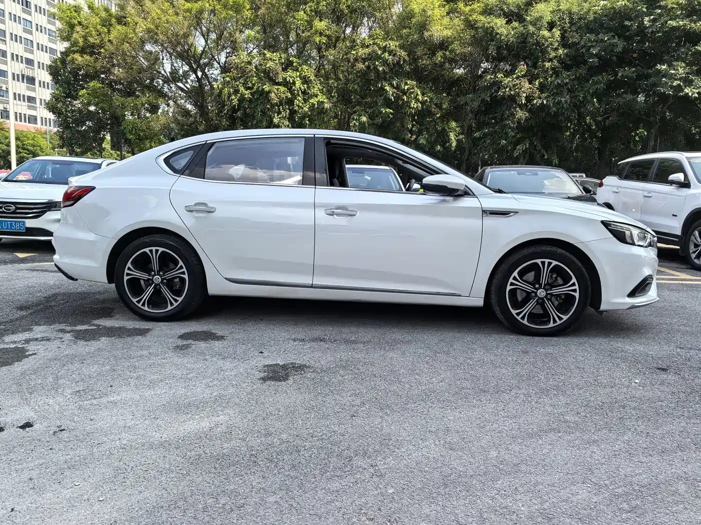 MG MG6 2018 2017 20T Automatic Luxury Smart Connect Version (China V)