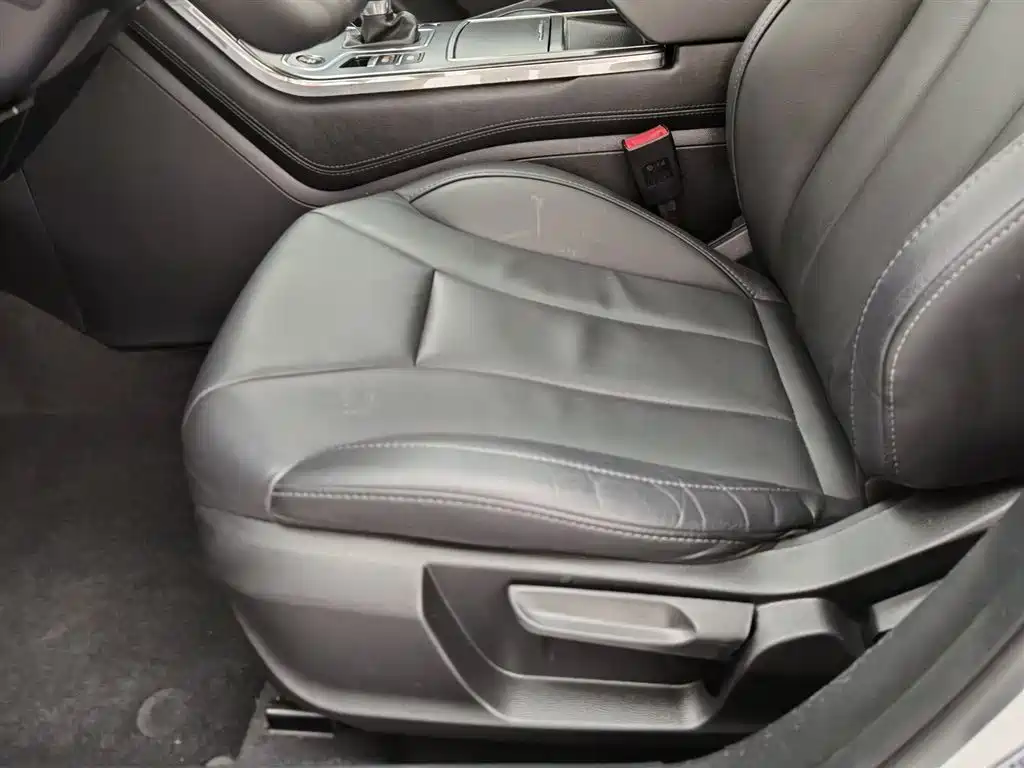 Hongqi H5 2020 1.5T DCT Qi Rhythm Edition фото 20