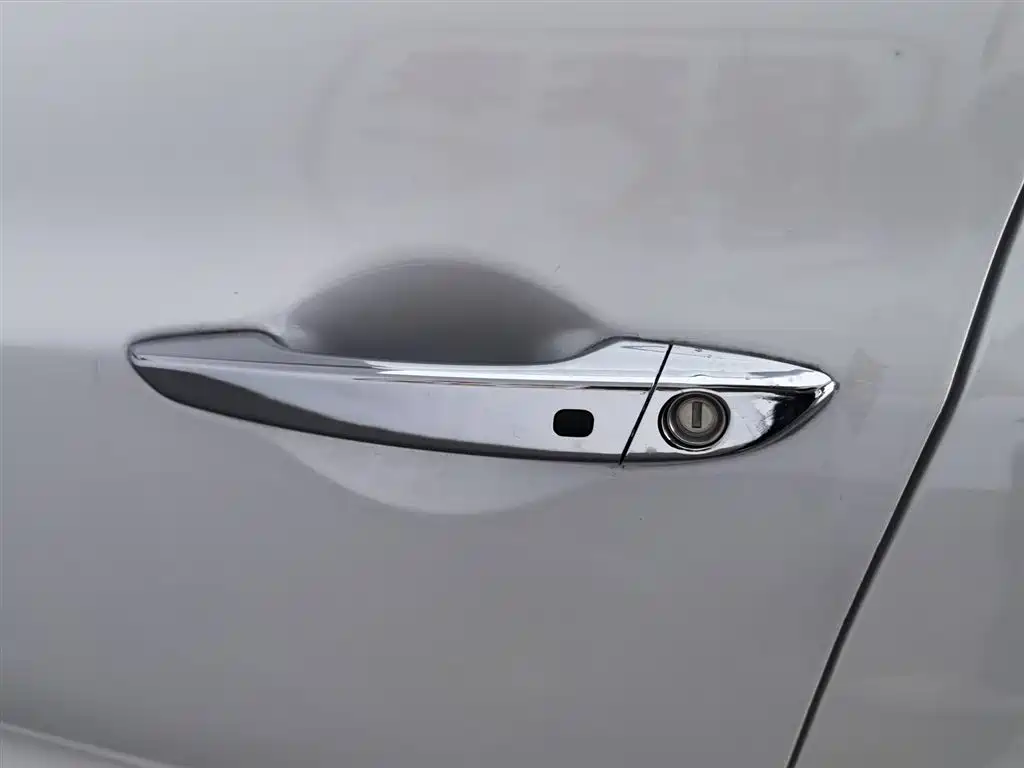 Hyundai Mistra 2014 1.8L Auto Premium DLX фото 18