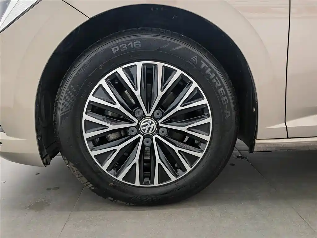Volkswagen Sagitar 2021 280TSI DSG Comfort Smart Connect Edition фото 17