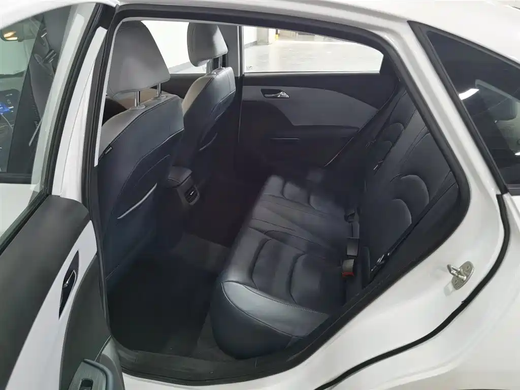 Chevrolet Monza 2024 1.5L Dual-Clutch Delight Edition фото 15