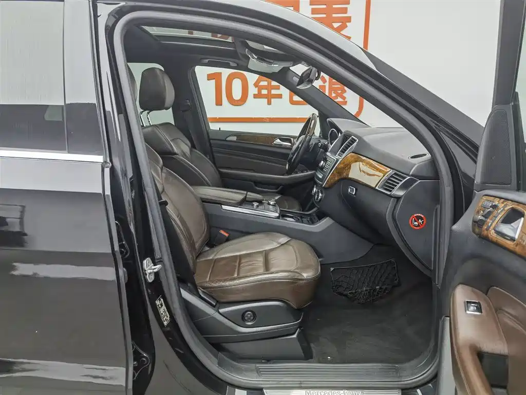 Mercedes-Benz M-Class 2012 Model ML 350 Luxury фото 23
