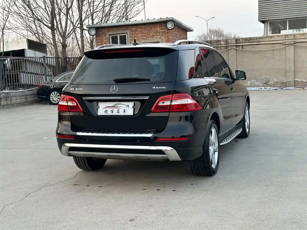 Mercedes-Benz M-Class 2014 ML 320 4MATIC фото 6