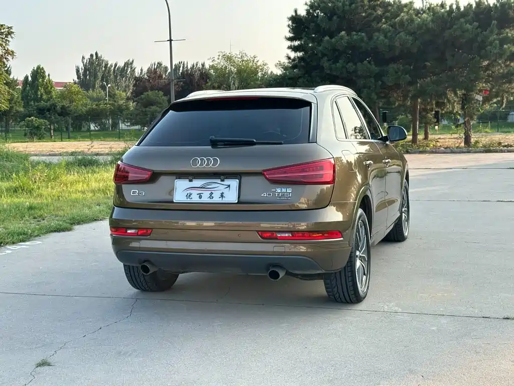 Photo 6 - Audi Q3