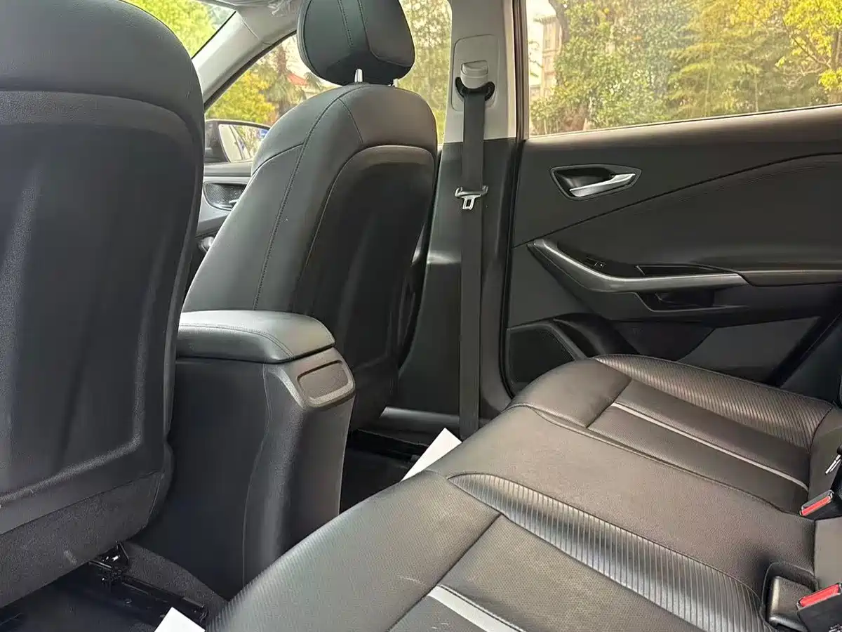 Hyundai Fista 2019 280TGDi Sport Edition China VI фото 9