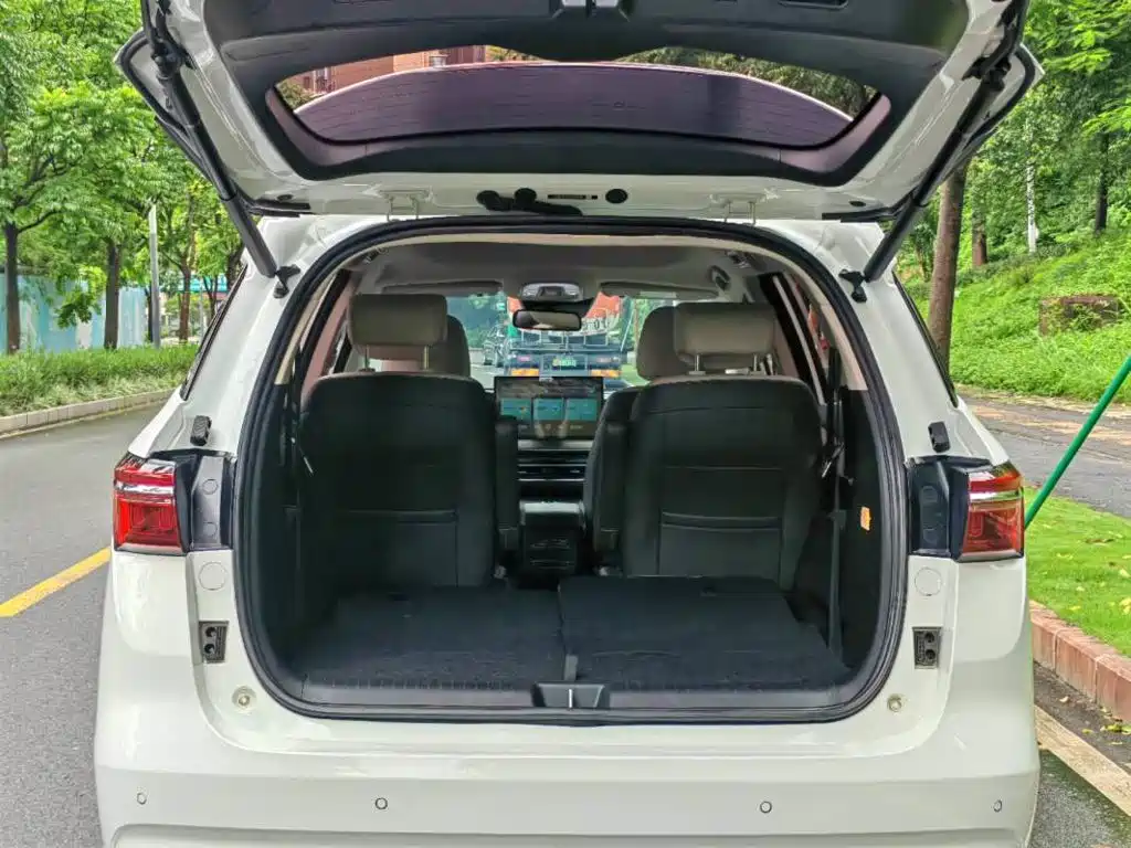 BYD Song MAX New Energy 2022 2022 DM-i 105KM Executive Edition